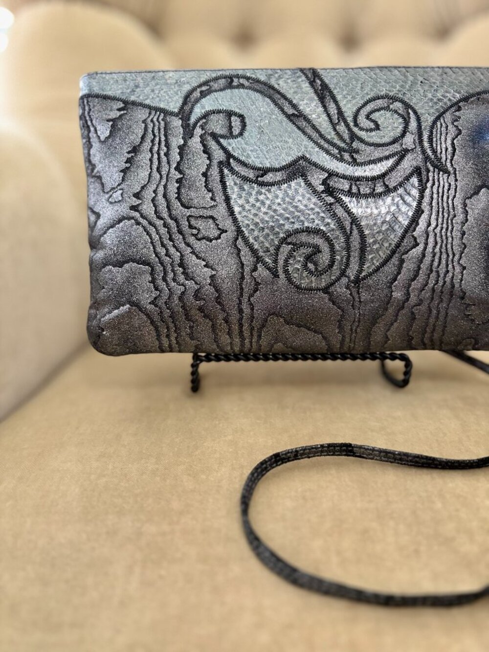 VTG Auth. RODO ITALY Pewter Snake Embroidered Convertible Clutch